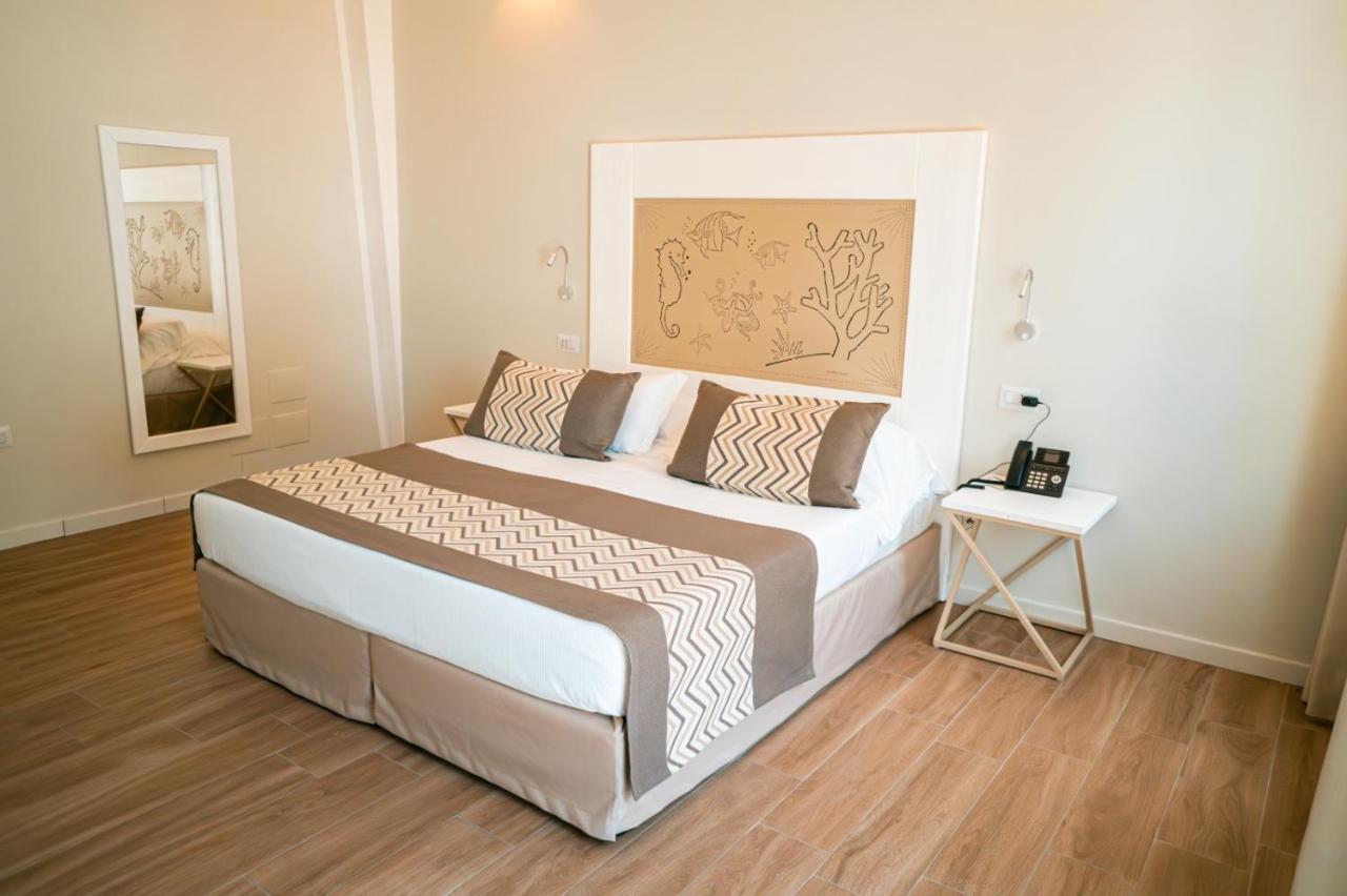 Hotel Lido Beach Oristano Exterior foto