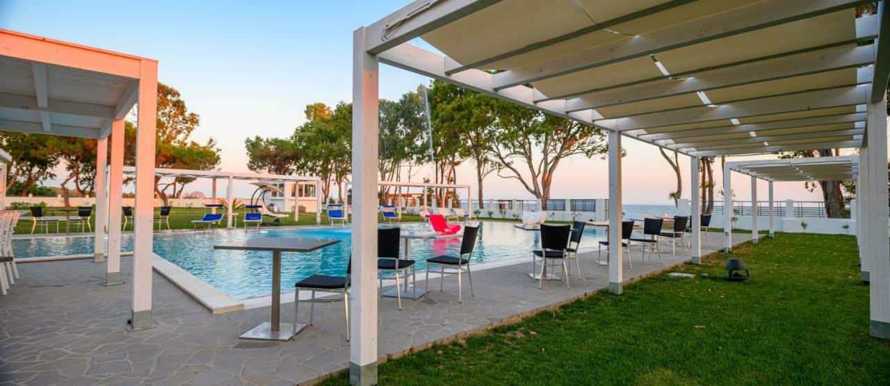 Hotel Lido Beach Oristano Exterior foto